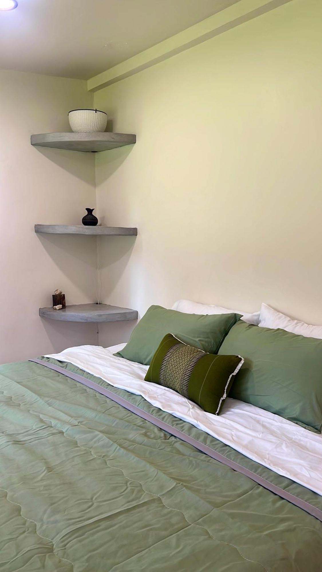 Behind The Temple Island Eco-home 15min Walk To Hin Kong Holiday home