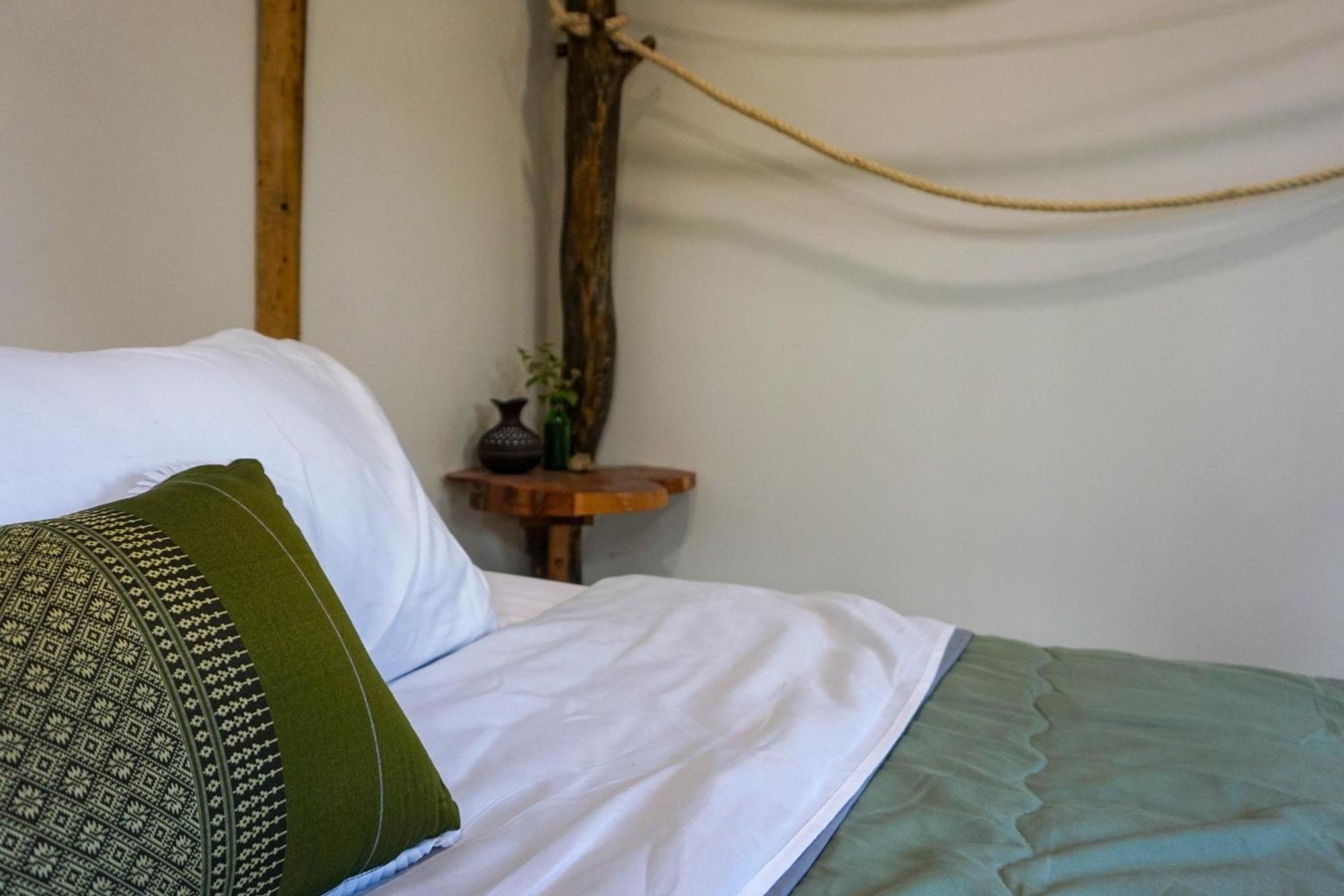 Holiday home Behind The Temple Island Eco-home 15min Walk To Hin Kong